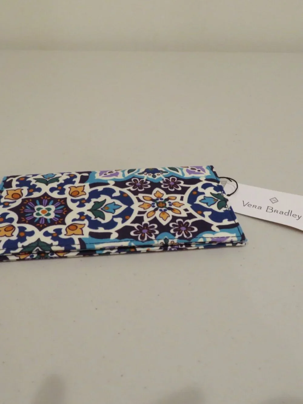 Vera Bradley Lisbon Medallion Cool Checkbook Cover - Picture 6 of 6